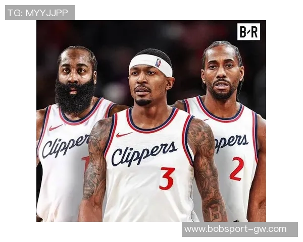 快船分享哈登与克劳福德布拉德利互动回忆展现昔日情谊与现状对比